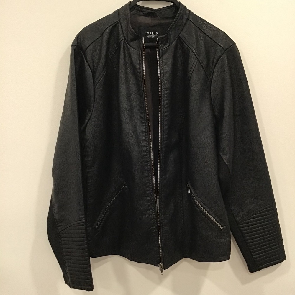 Torrid Faux Leather Moto Jacket Women Plus Size 2X Black Good Quilted Biker - Picture 5 of 16